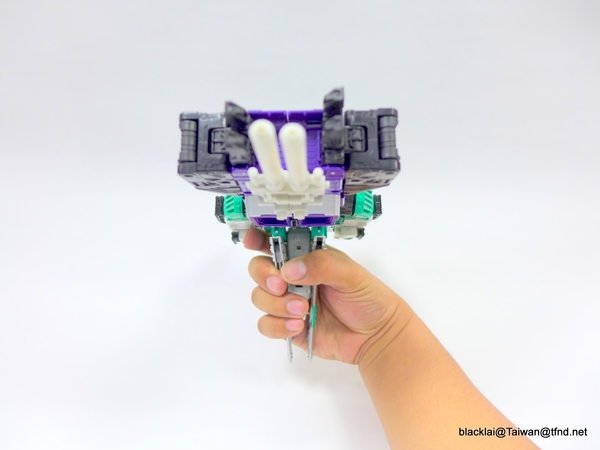 Generations Titans Return Sixshot   In Hand Photos Of Wave 3 Leader Class Figure  (77 of 89)